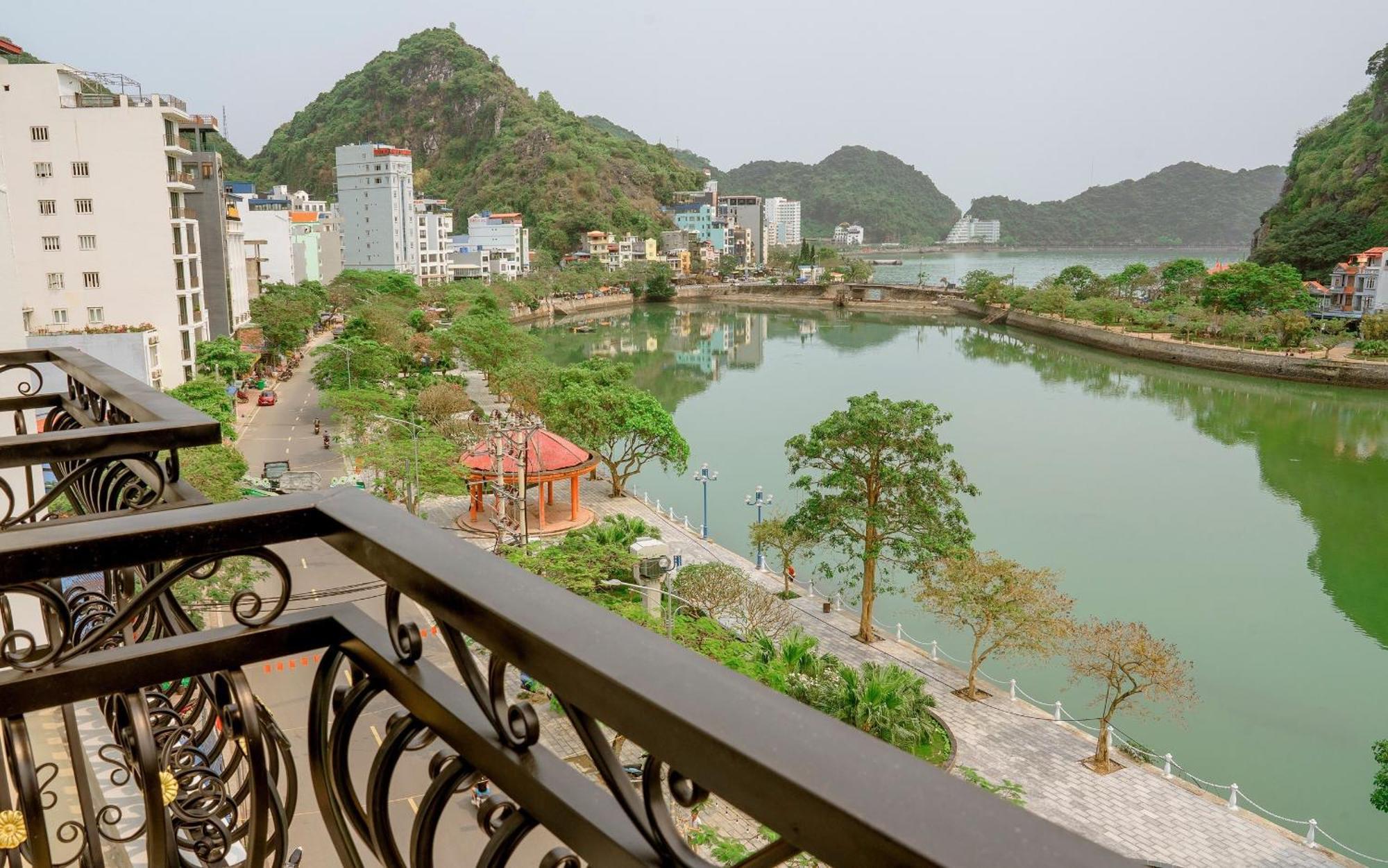 Sea Balcony Hotel Dong Khe Sau Екстериор снимка