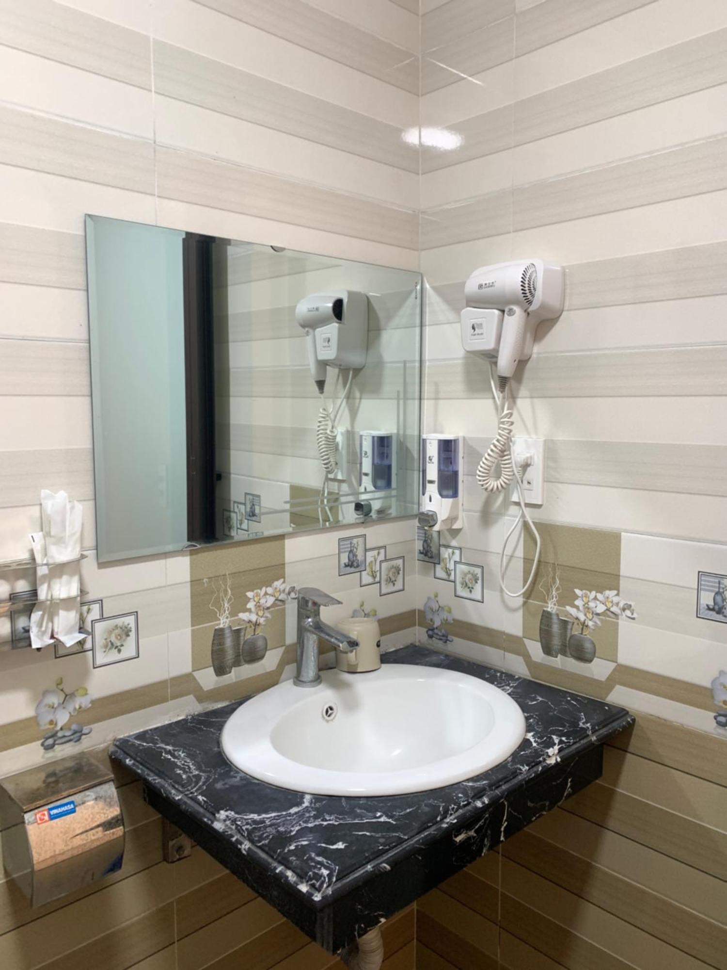 Sea Balcony Hotel Dong Khe Sau Екстериор снимка